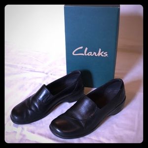 Clarks May Florette slip on leather shoes.